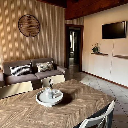 Verona Rooms Exterior photo